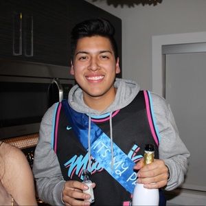 Meet your Posher, James